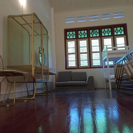 147 Armenian Park Guesthouse 乔治敦 外观 照片